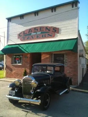CLICK for Clasen's Tavern in Union INFO