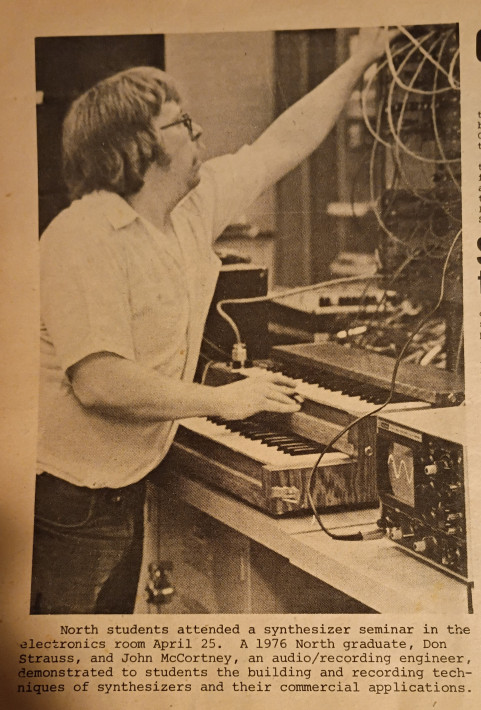 DFS & John MAC McCortney at ONHS 1980 Recording & Synthesizer Demo TALK